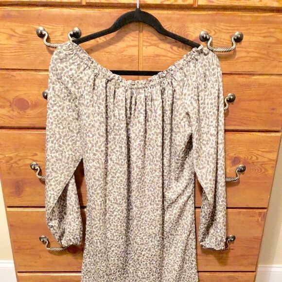 Michael Kors OFF-Shoulder Dress - Picture 3 of 5